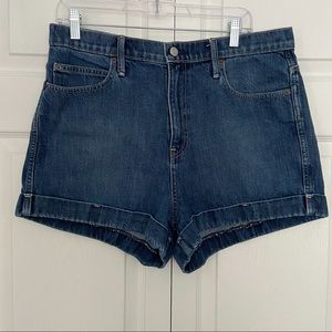GAP 1969 Women's Original High Rise Jean Shorts Size 32 Cuffed Med Wash Cotton